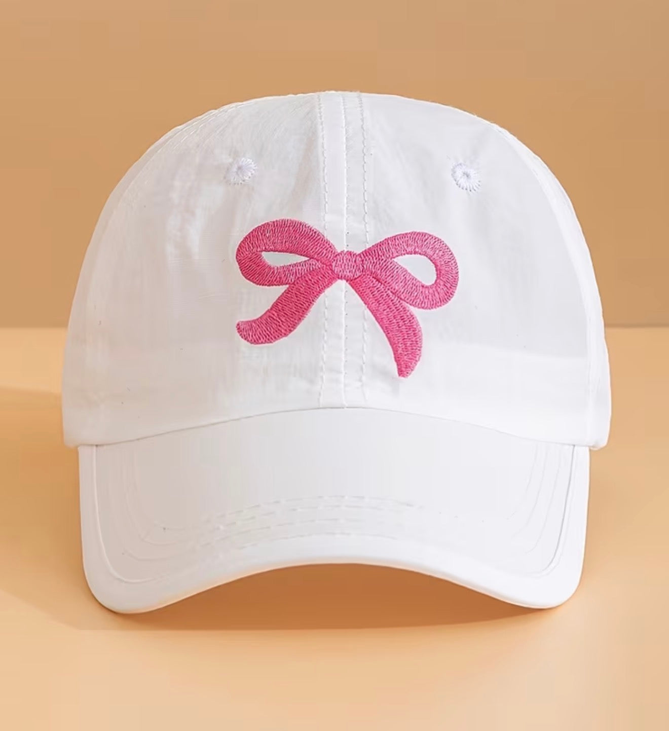 Lightweight baseball cap