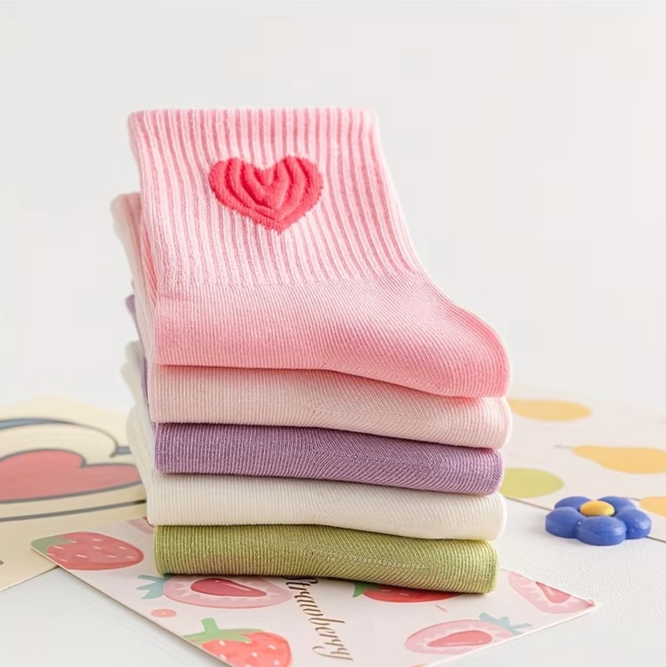Ribbed Crew Socks with 3D Heart Design, Pastel Colors, 5-Pack, Pink Purple Green Cream