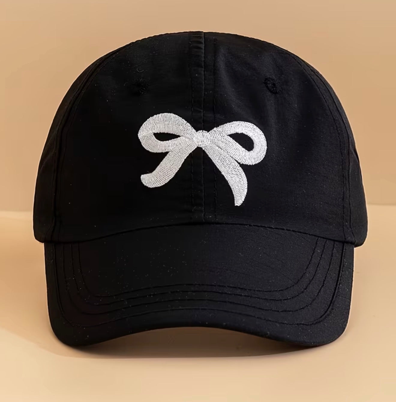 Lightweight baseball cap
